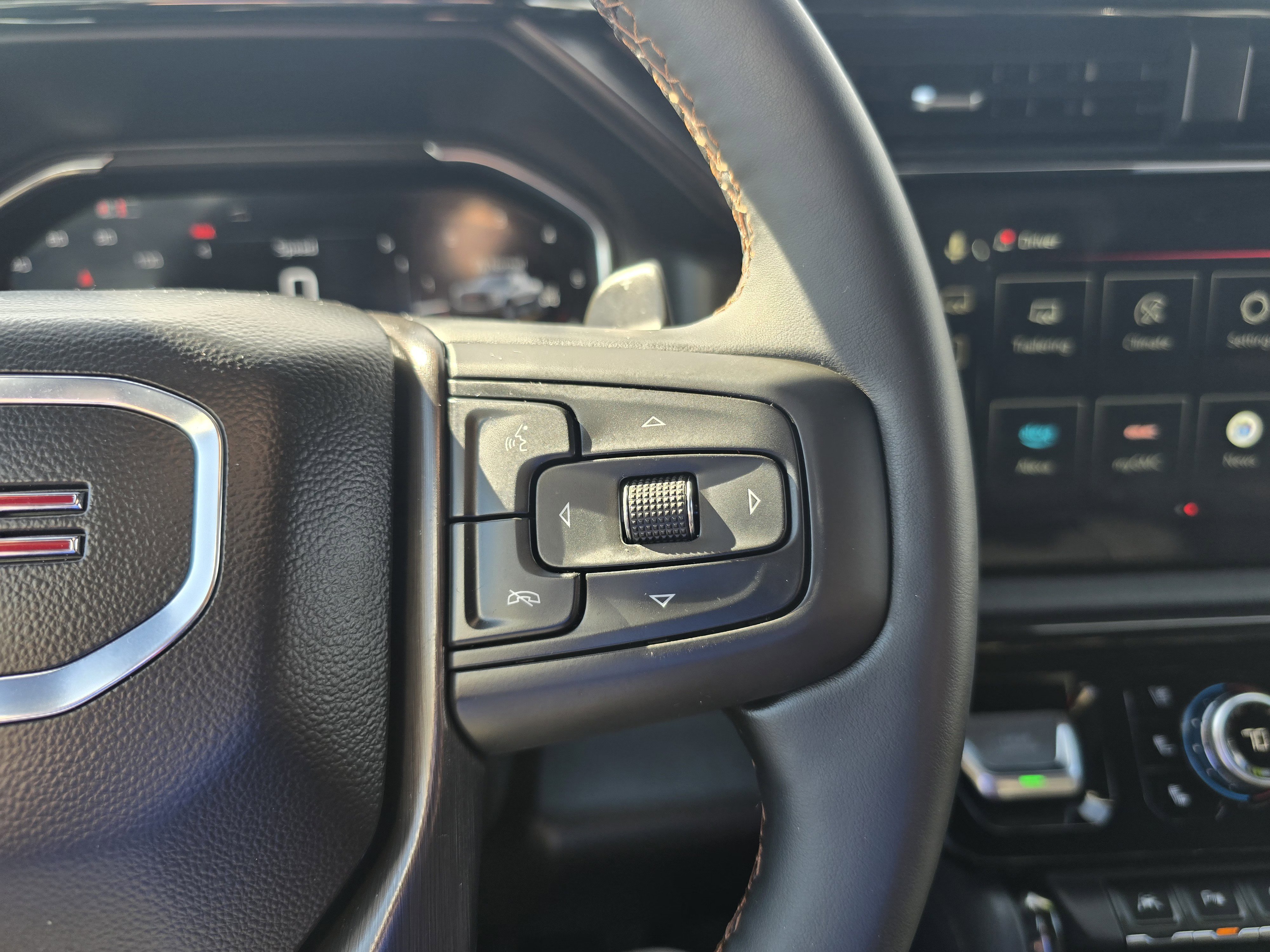 Used 2025 GMC Sierra 1500 AT4 image 24