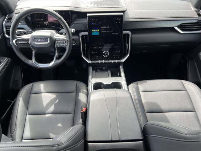 Used 2025 GMC Acadia Elevation w/ Elevation Premium Package image 12