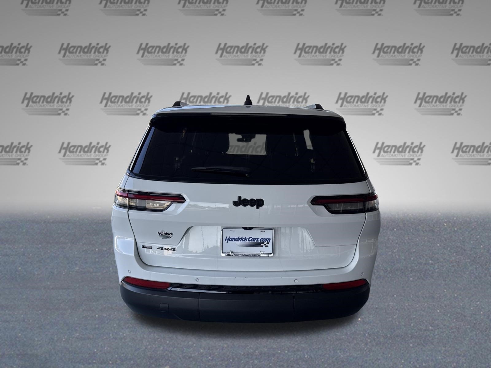 Used 2022 Jeep Grand Cherokee L Laredo AWD/4WD image 8