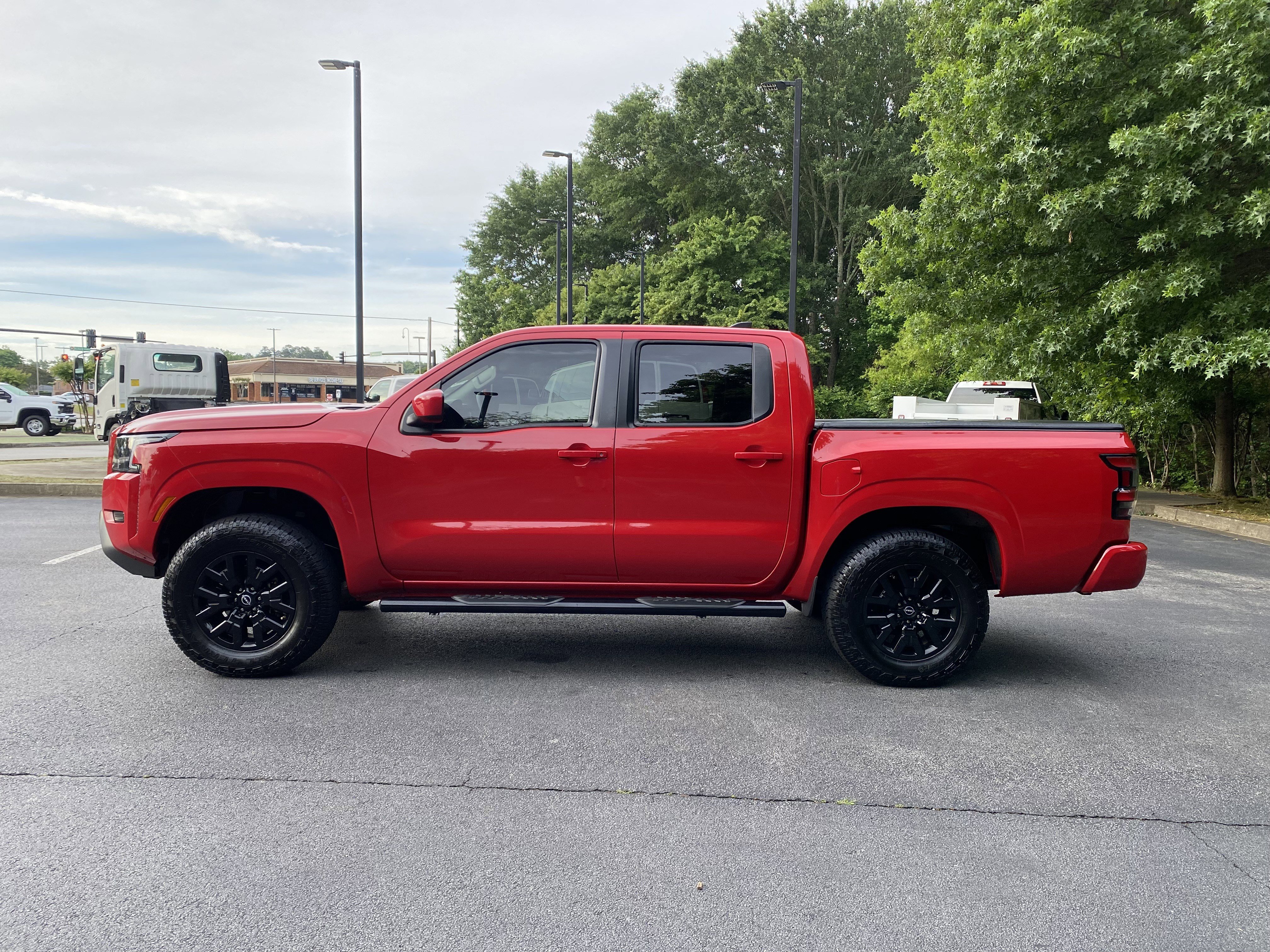 Used 2023 Nissan Frontier SV AWD/4WD image 6