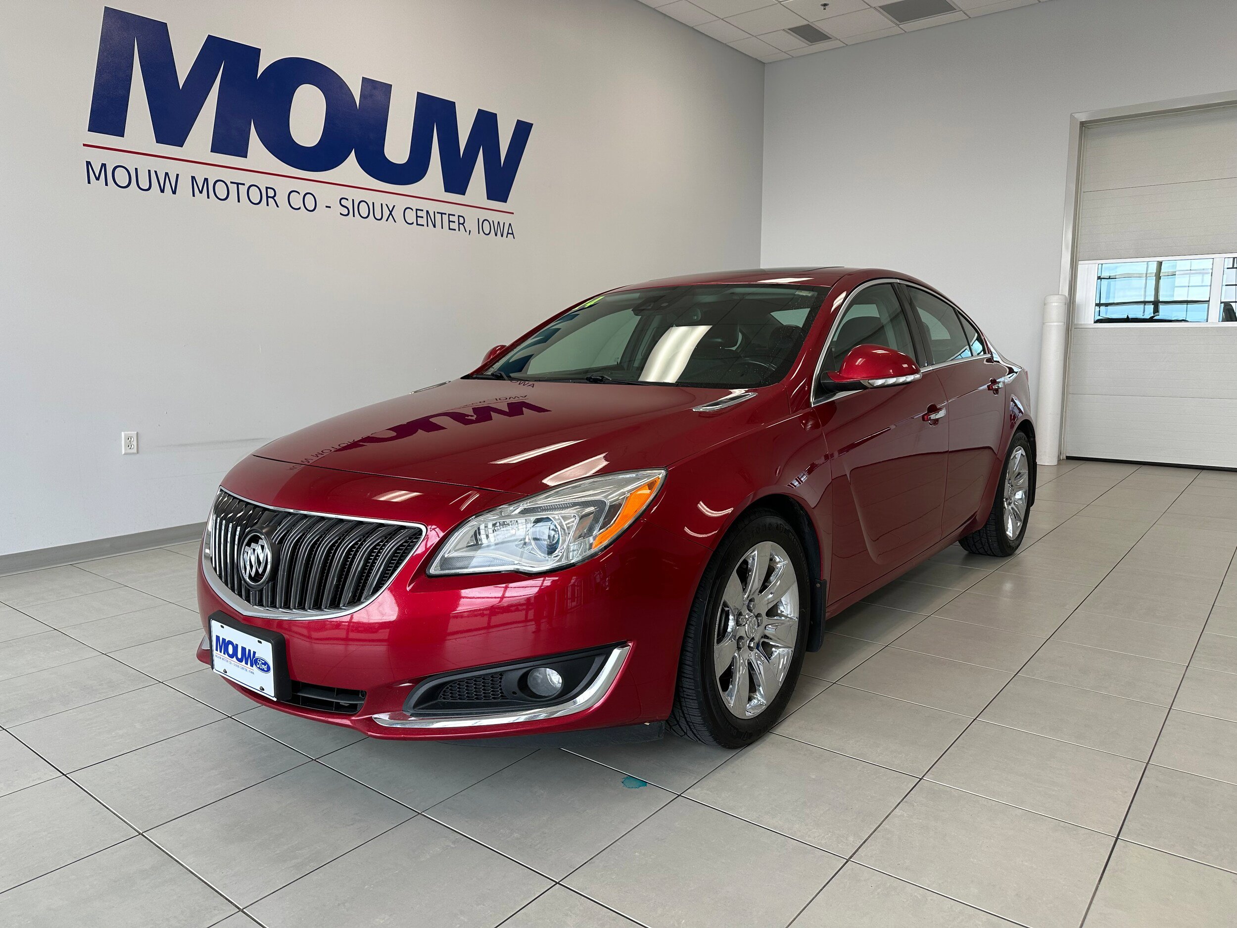 Used 2014 Buick Regal Premium w/ Driver Confidence Package #1 FWD image 2
