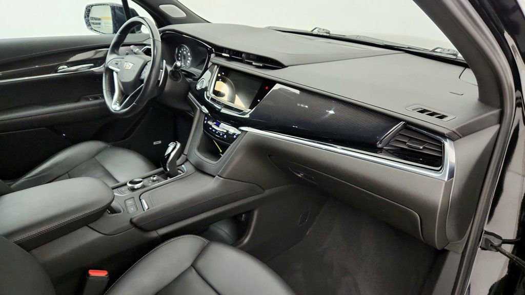 Used 2024 Cadillac XT6 Sport w/ Technology Package image 26