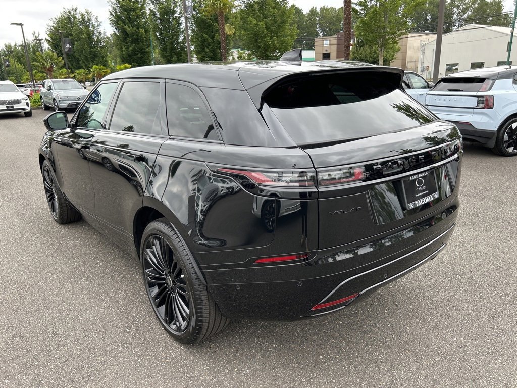 New 2026 Land Rover Range Rover Velar Dynamic SE image 3
