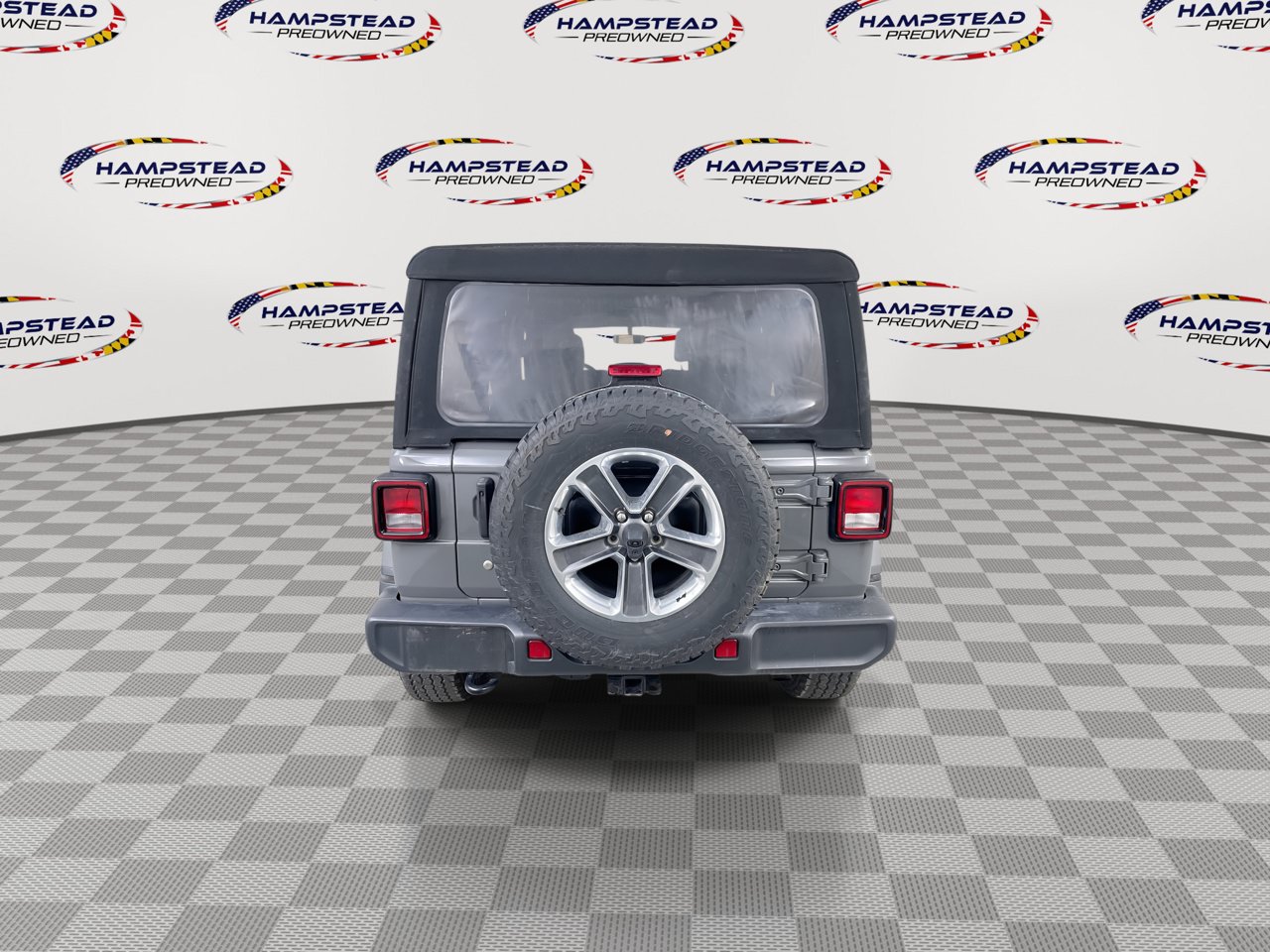 Used 2020 Jeep Wrangler Unlimited Sahara AWD/4WD image 8
