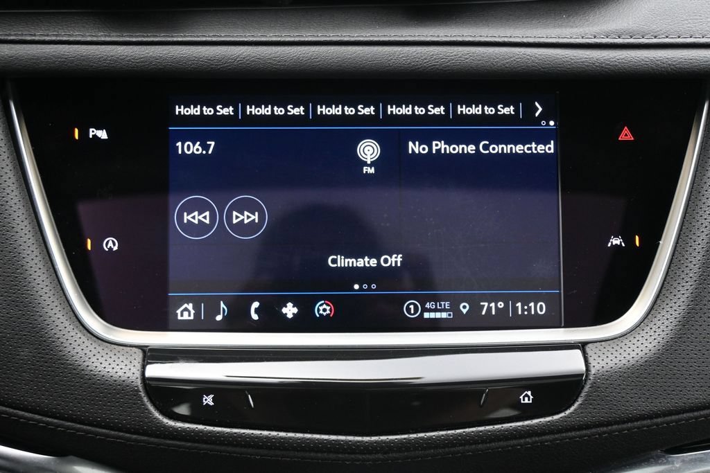 Used 2024 Cadillac XT6 Luxury w/ LPO, Floor Liner Package AWD/4WD image 19