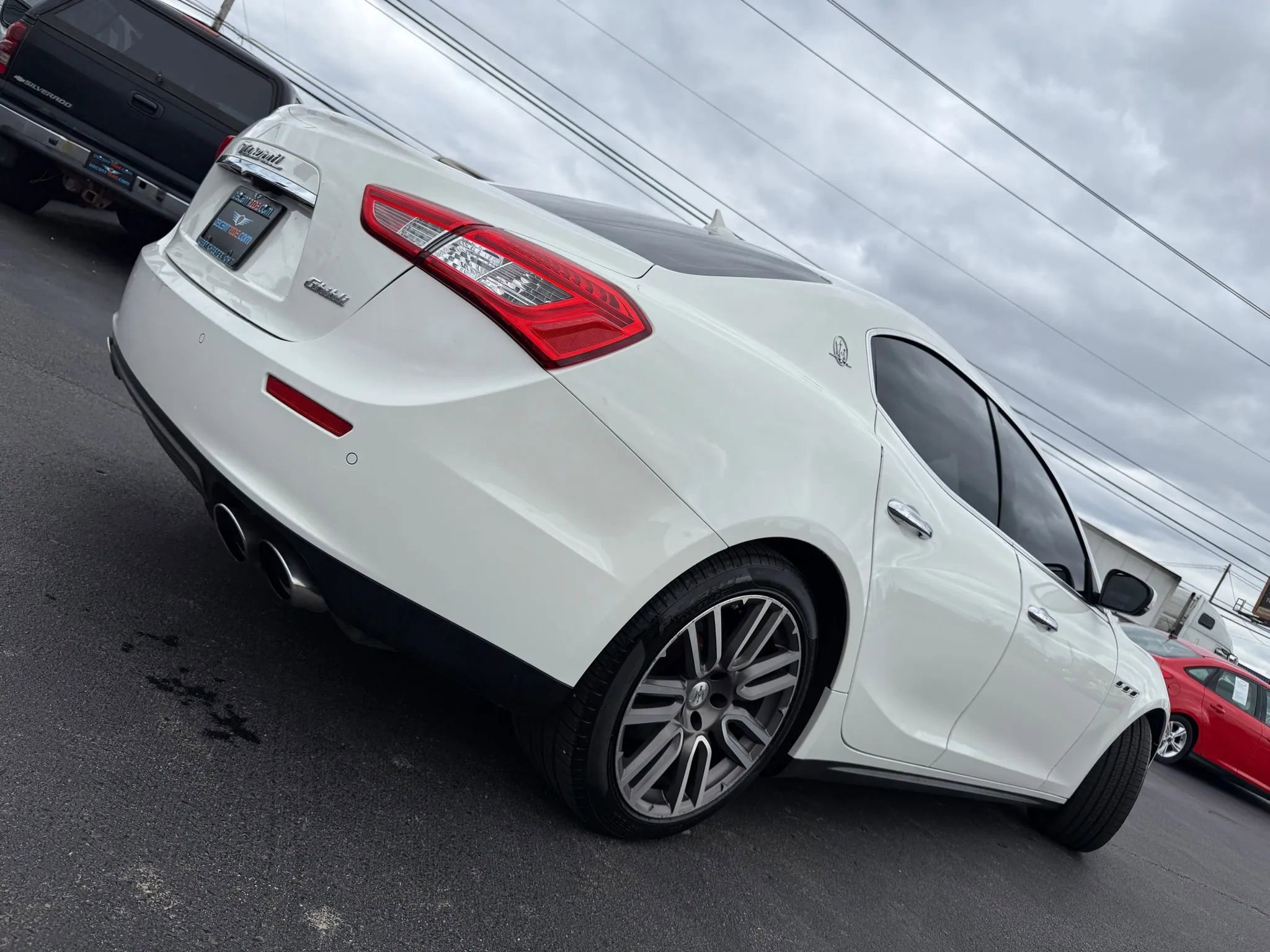 Used 2017 Maserati Ghibli image 61