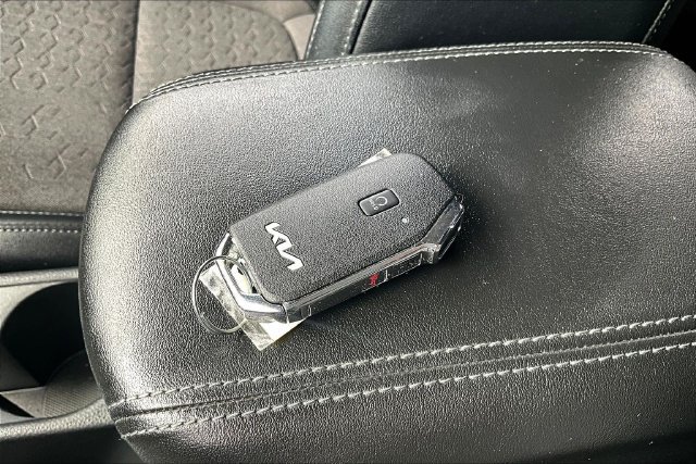 Certified 2024 Kia Seltos S FWD image 33