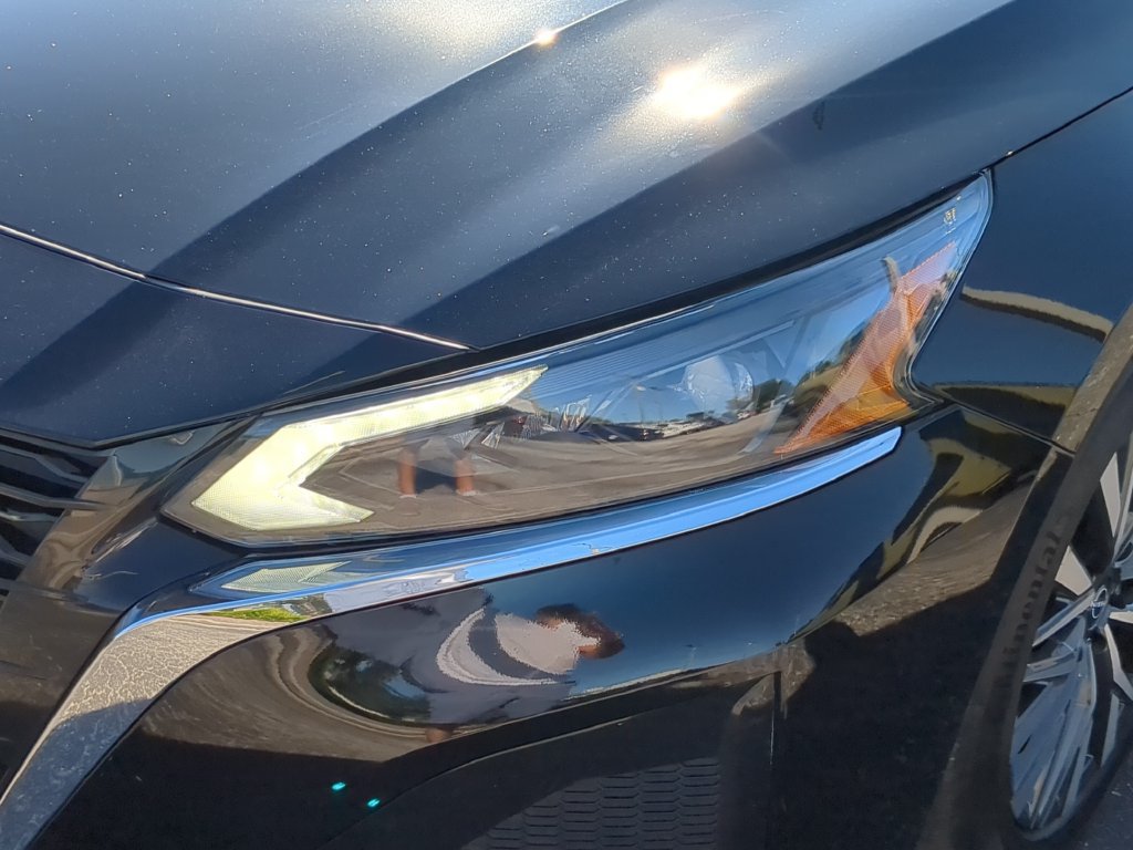 Used 2023 Nissan Altima 2.5 SV FWD image 8
