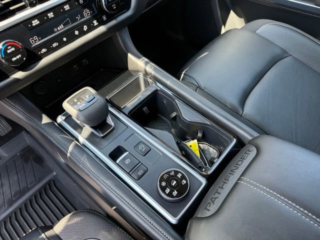 Certified 2025 Nissan Pathfinder SL AWD/4WD image 20