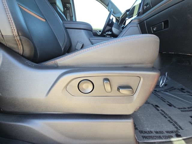 Used 2025 GMC Sierra 1500 AT4 w/ AT4 Premium Package image 19