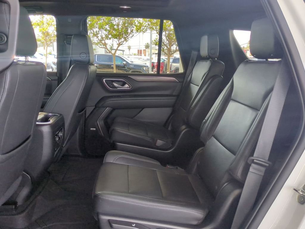 Used 2023 Chevrolet Tahoe Z71 w/ Luxury Package image 28