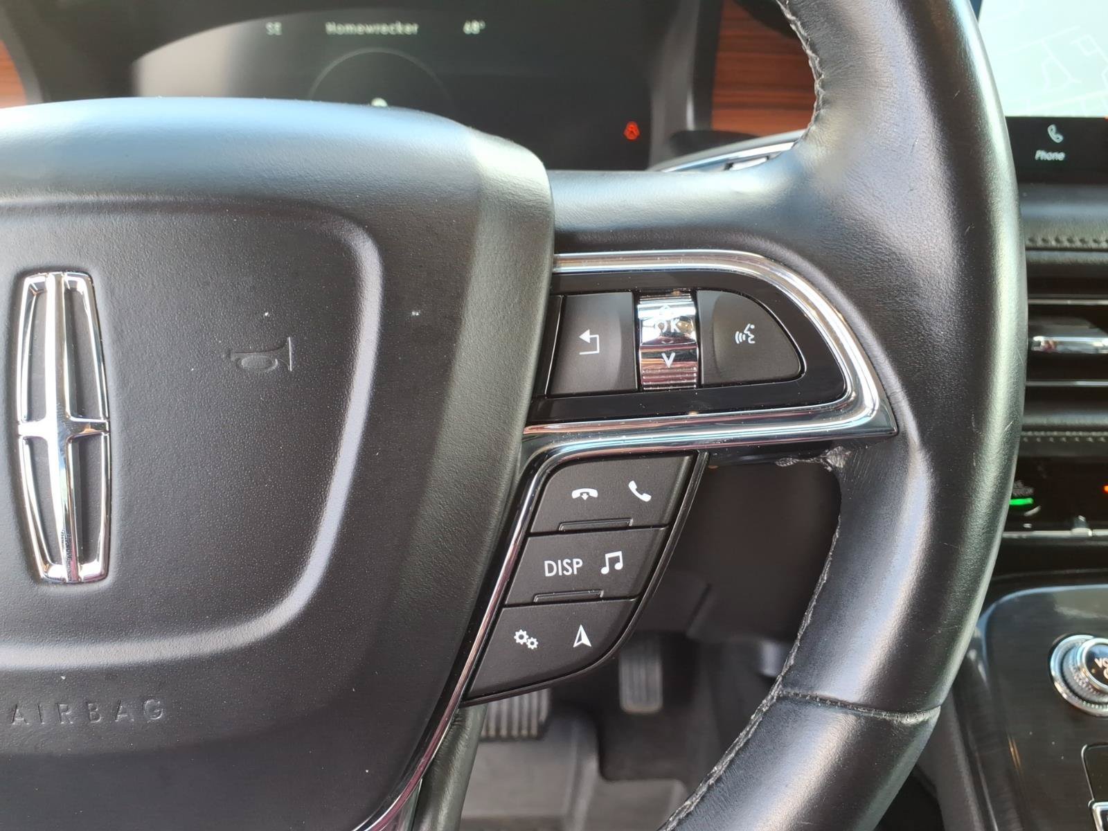 Used 2022 Lincoln Nautilus Reserve AWD/4WD image 19