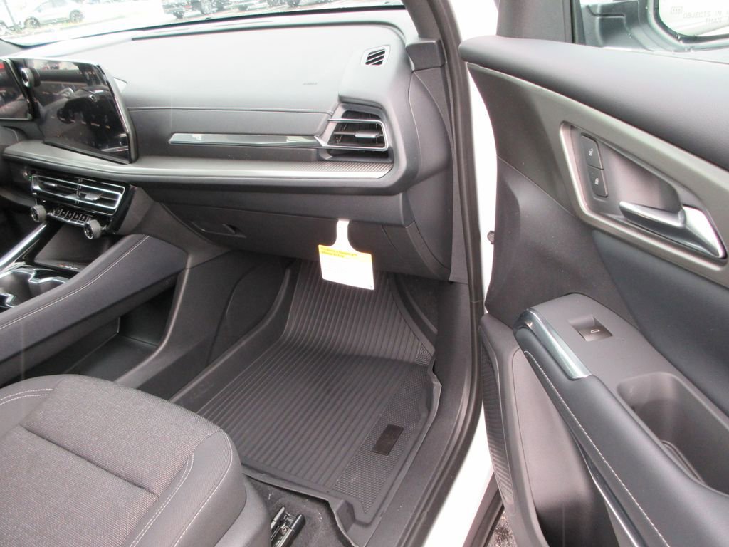 New 2026 Chevrolet Traverse LT w/ Midnight/Sport Edition AWD/4WD image 18
