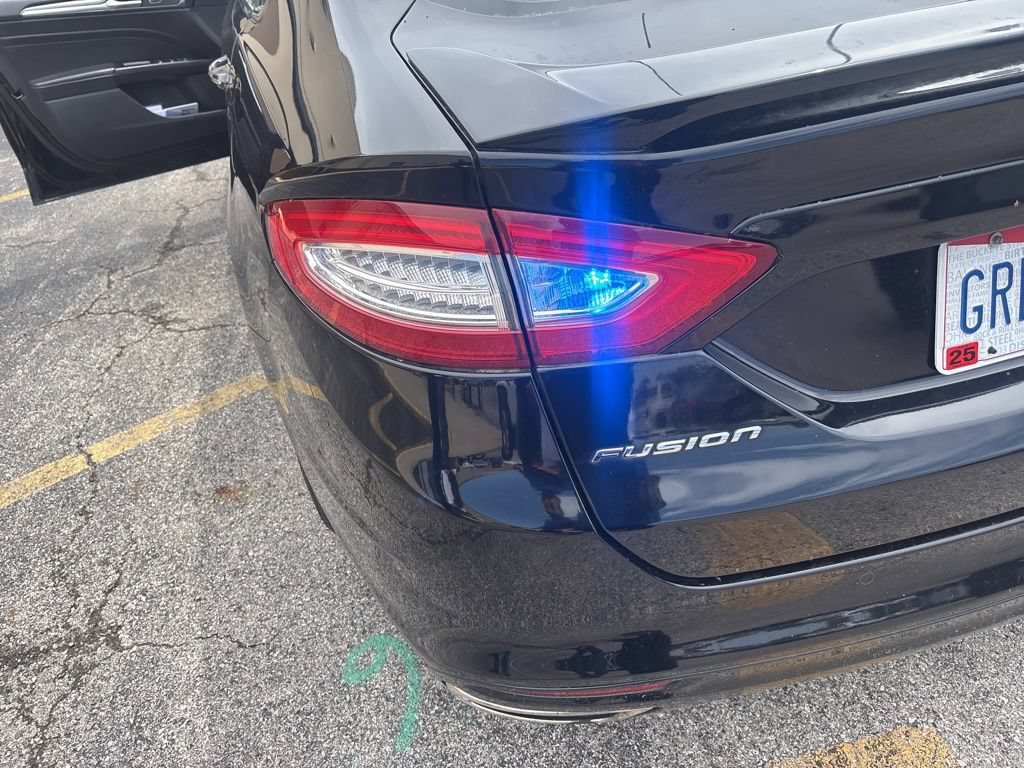 Used 2016 Ford Fusion Titanium AWD/4WD image 12