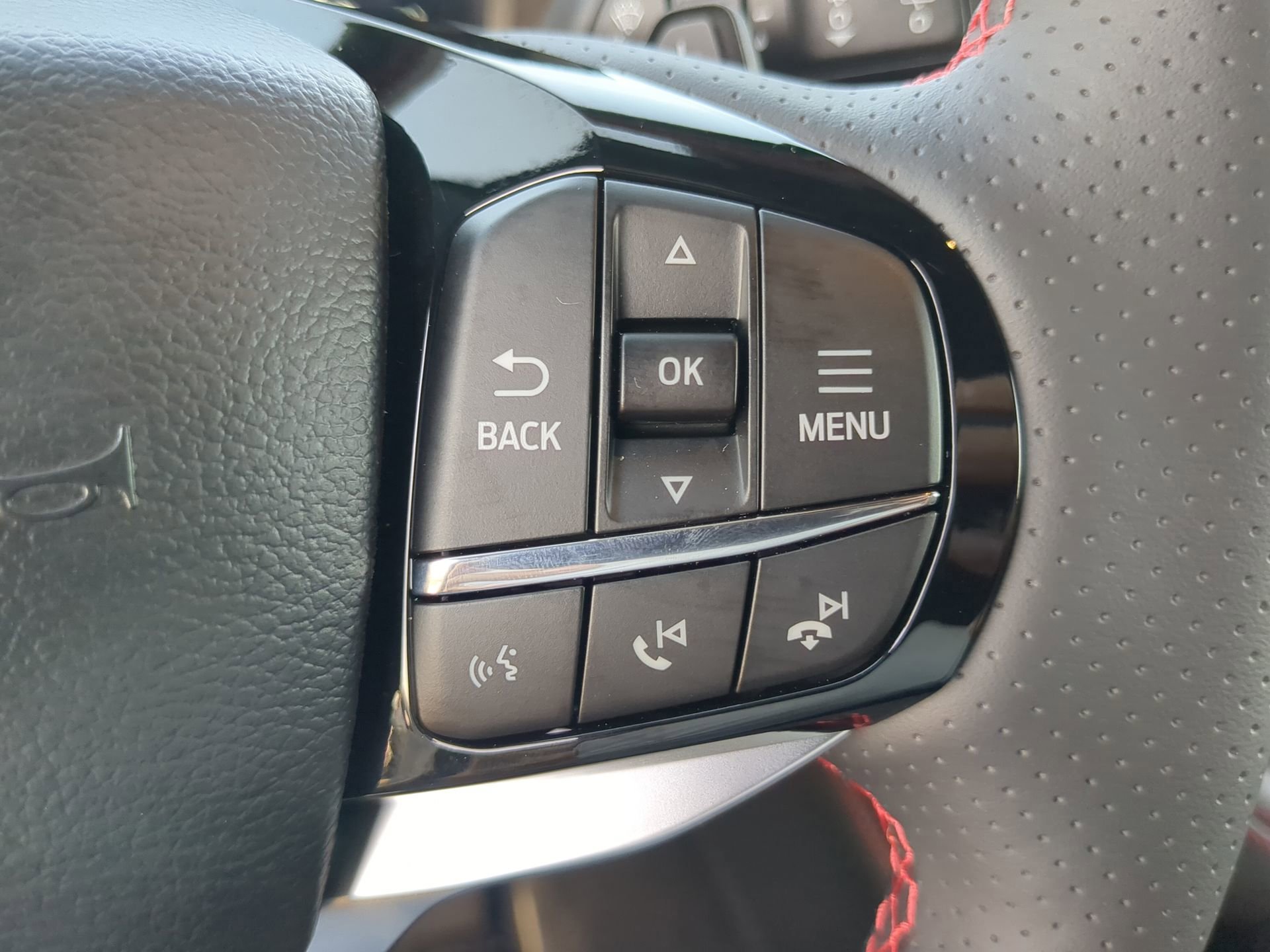 New 2026 Ford Explorer ST RWD image 72