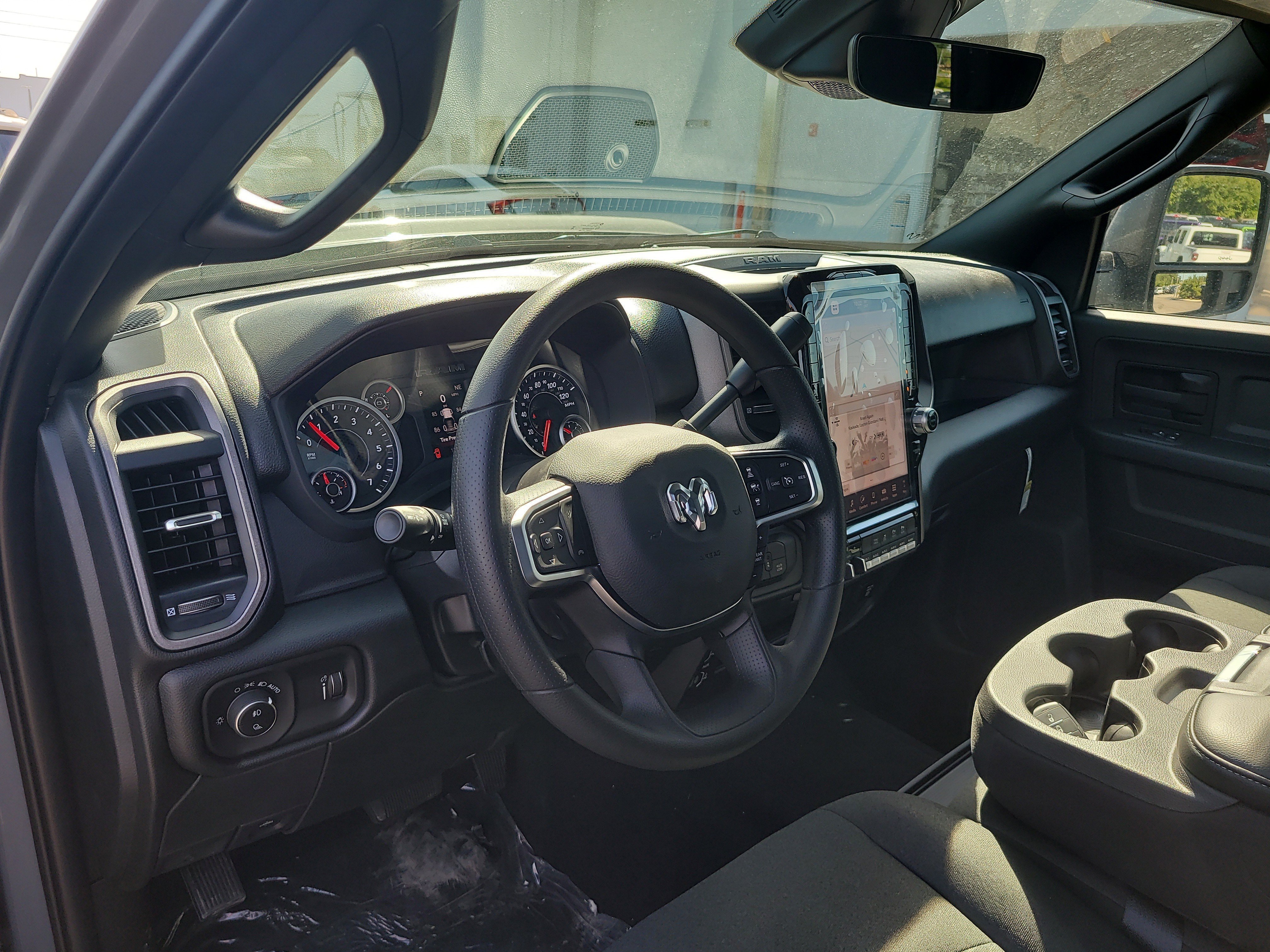 New 2026 RAM 2500 Tradesman AWD/4WD image 14