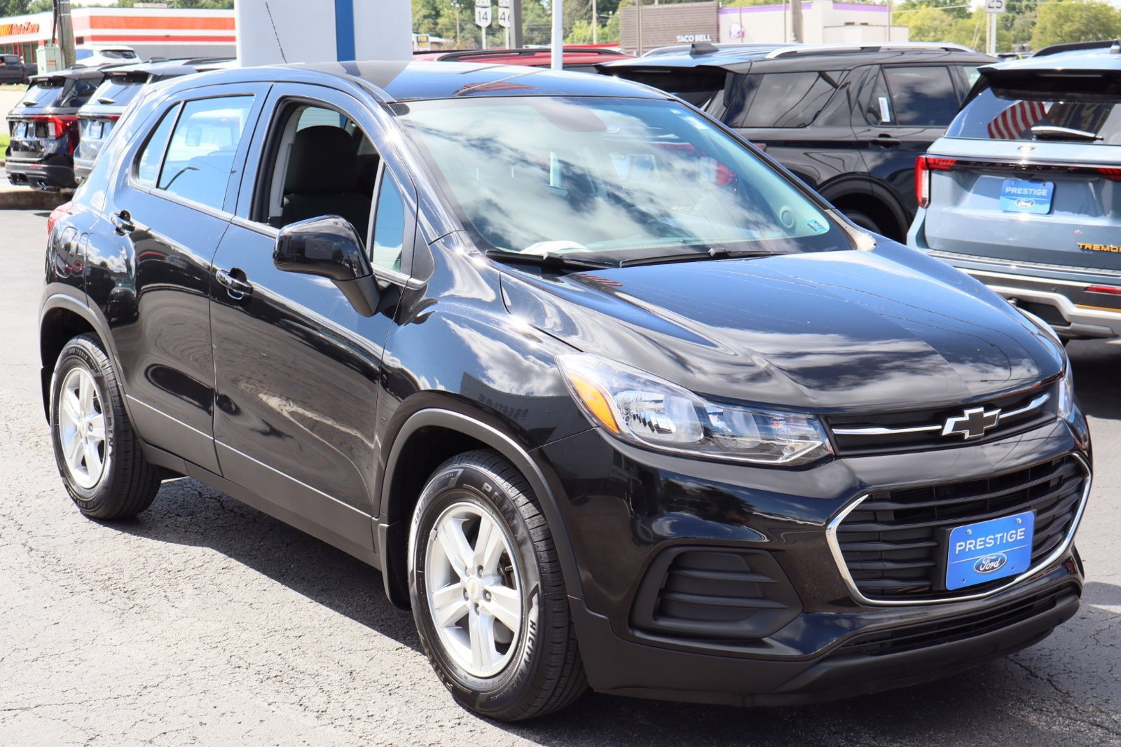 Used 2020 Chevrolet Trax LS w/ LPO, Protection Package FWD image 8