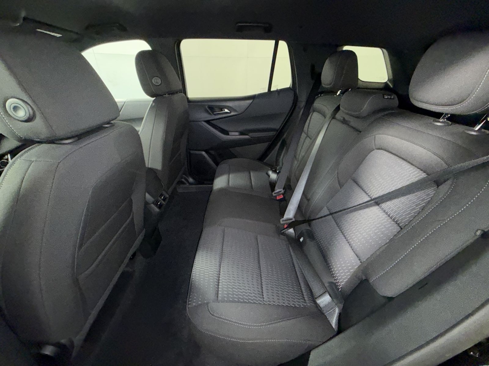 New 2027 Chevrolet Equinox LT FWD image 24