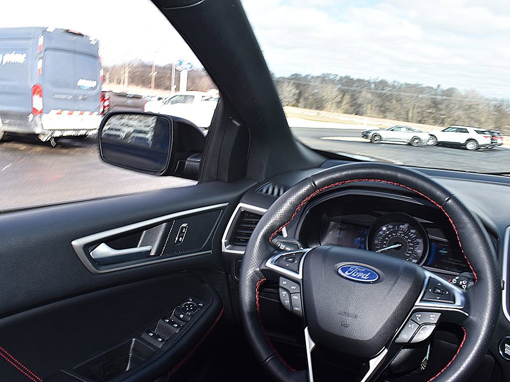 Used 2023 Ford Edge ST-Line AWD/4WD image 18