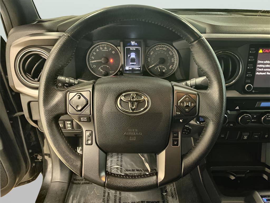 Used 2021 Toyota Tacoma TRD Off-Road image 3