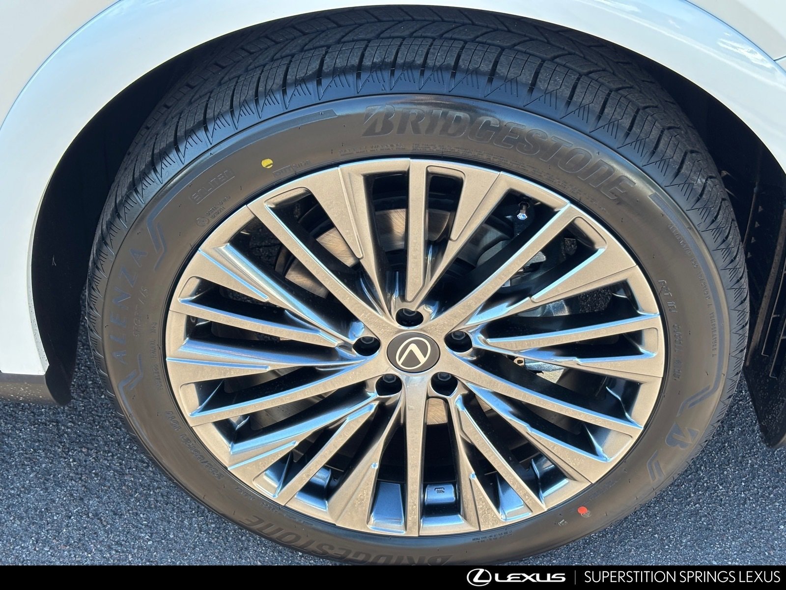 New 2026 Lexus RX 450h AWD image 10