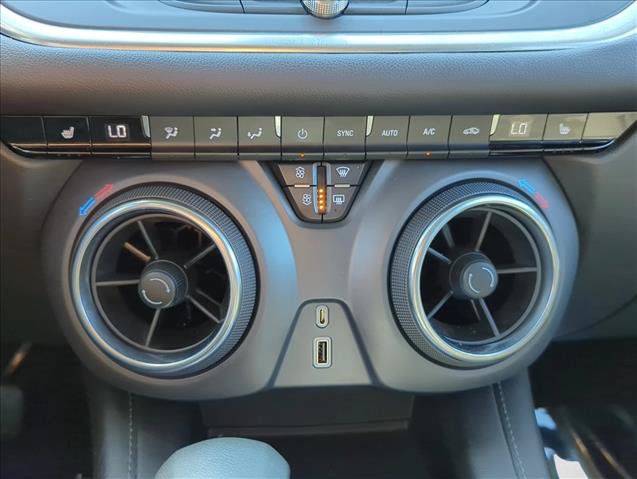 Used 2022 Chevrolet Blazer LT FWD image 23