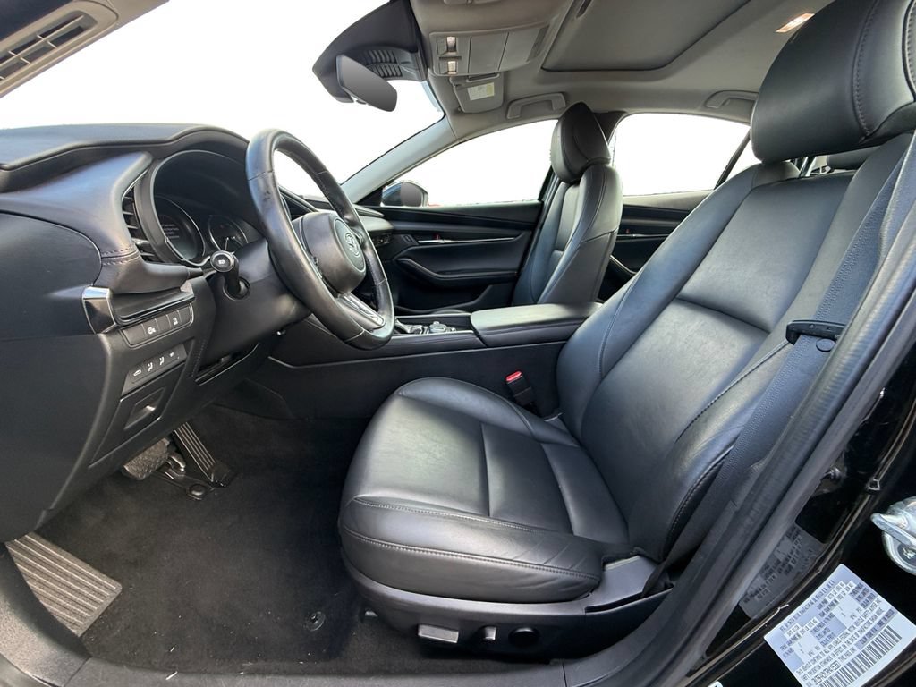 Used 2024 MAZDA MAZDA3 s FWD image 9