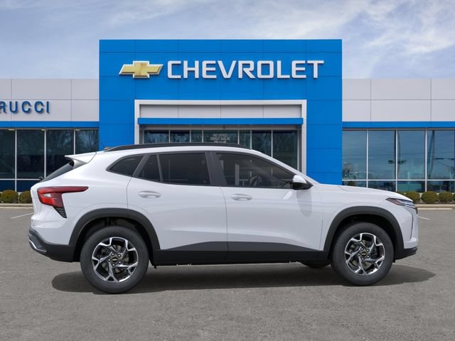 New 2026 Chevrolet Trax LT w/ Driver Confidence Package FWD image 5