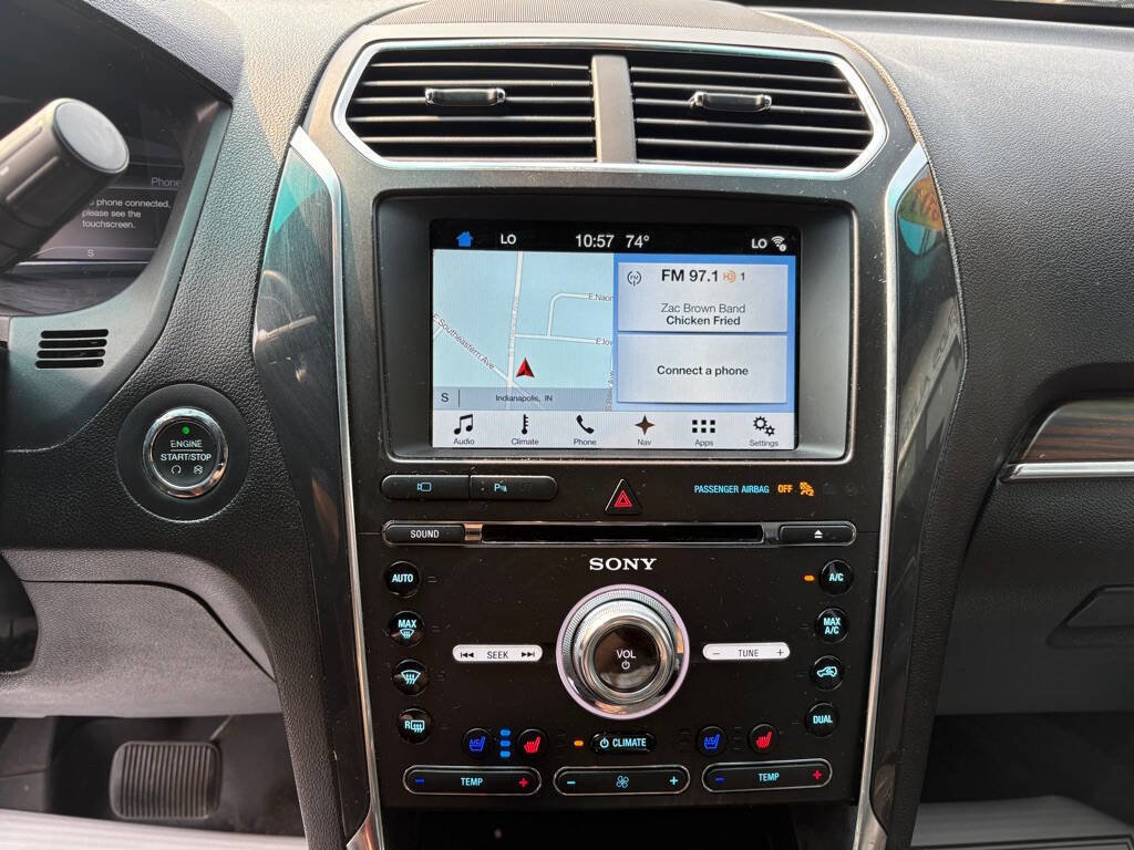 Used 2017 Ford Explorer Limited image 18
