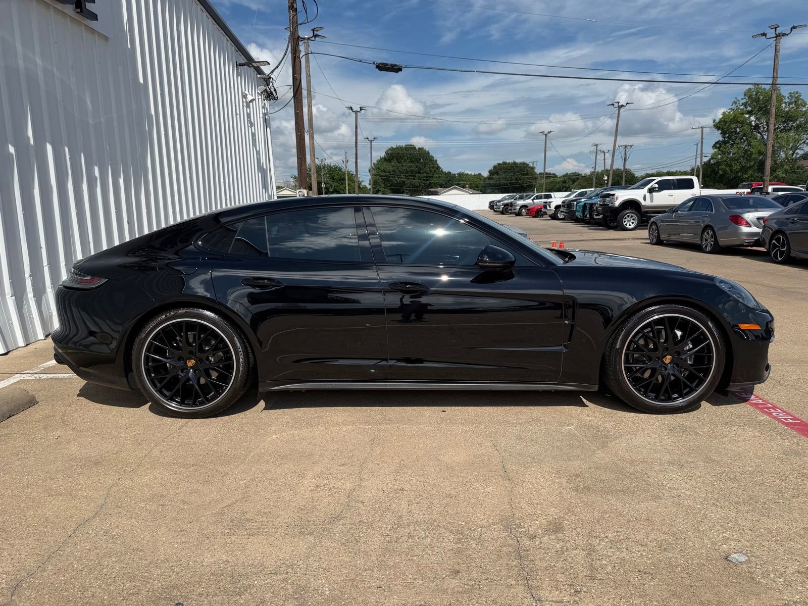 Used 2023 Porsche Panamera 4 Platinum Edition AWD/4WD image 8