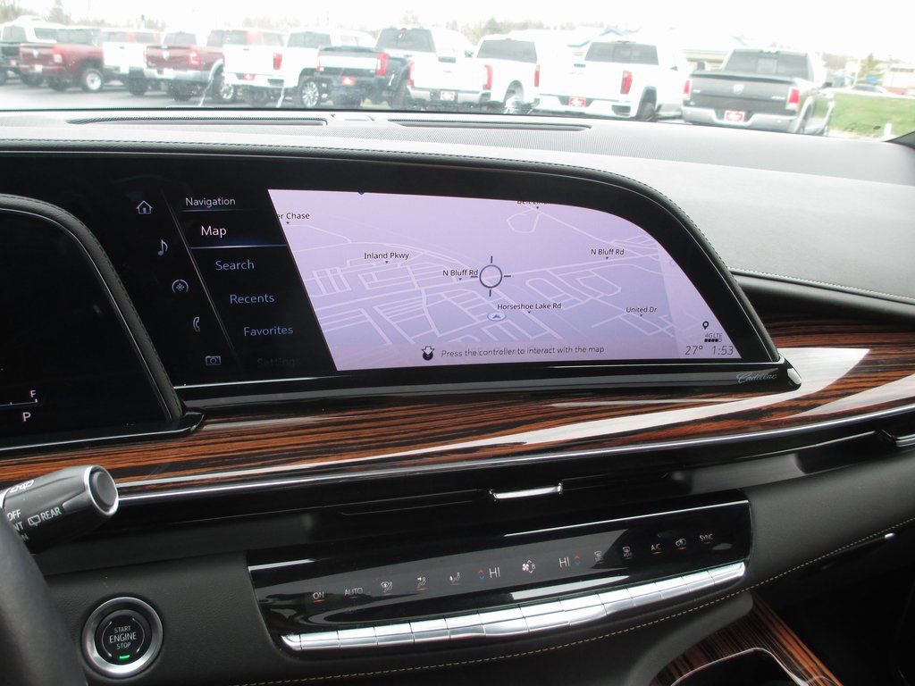 Used 2024 Cadillac Escalade Premium Luxury image 30