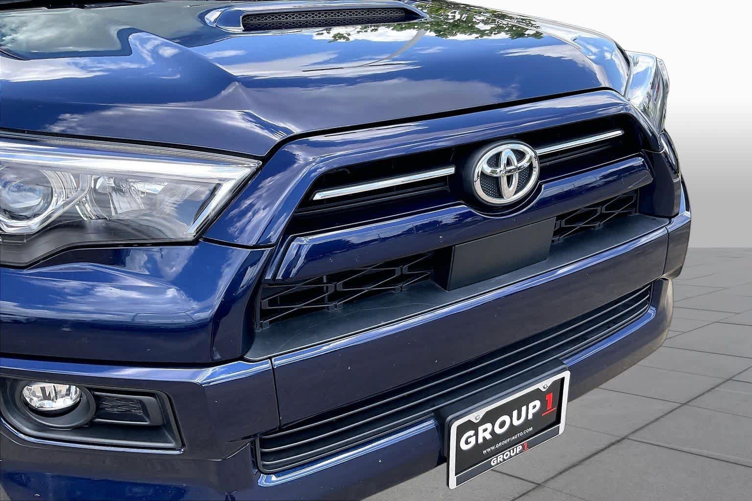 Used 2024 Toyota 4Runner TRD Sport AWD/4WD image 28