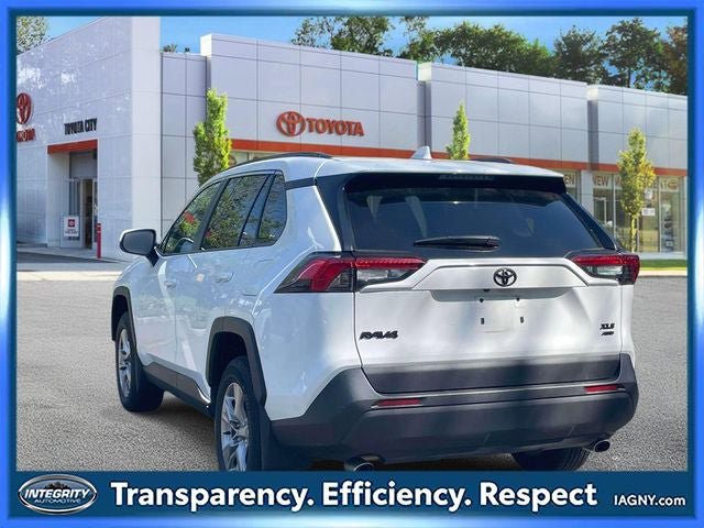 Used 2023 Toyota RAV4 XLE w/ Convenience Package AWD/4WD image 8