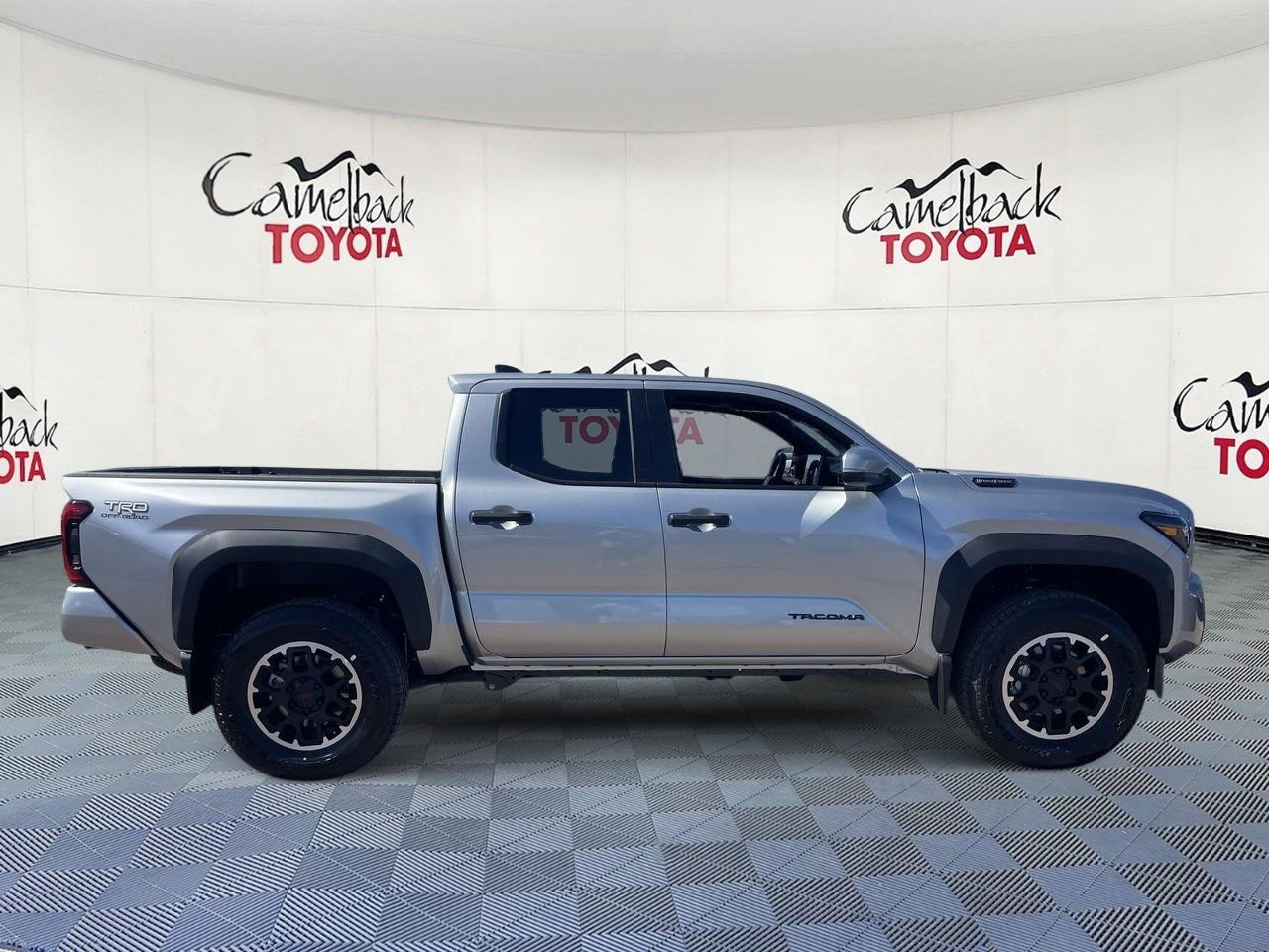 New 2026 Toyota Tacoma TRD Off-Road AWD/4WD image 8