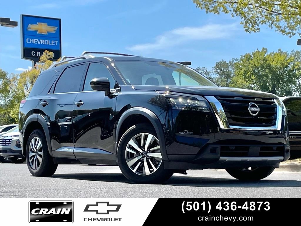 Used 2025 Nissan Pathfinder SL