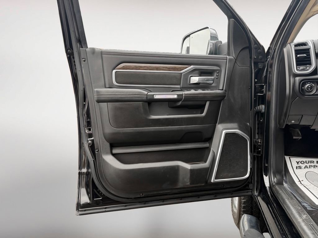 Used 2019 RAM 2500 Laramie image 14