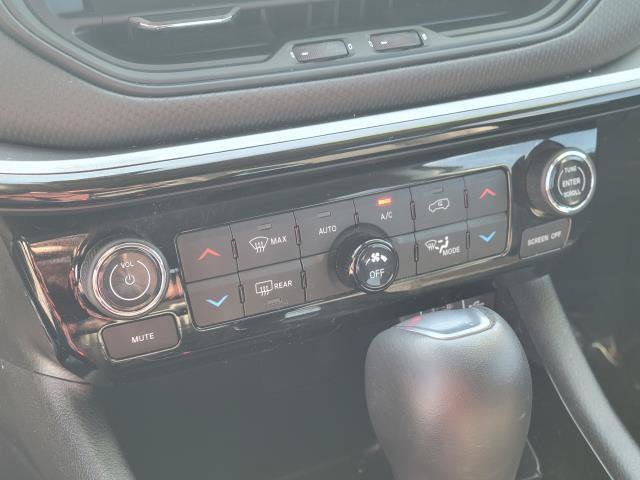 Certified 2022 Jeep Compass Trailhawk w/ Trailhawk Convenience Group AWD/4WD image 17