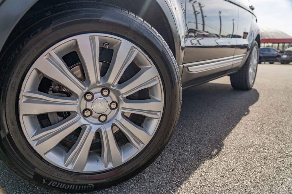 Used 2017 Land Rover Range Rover Evoque HSE image 3