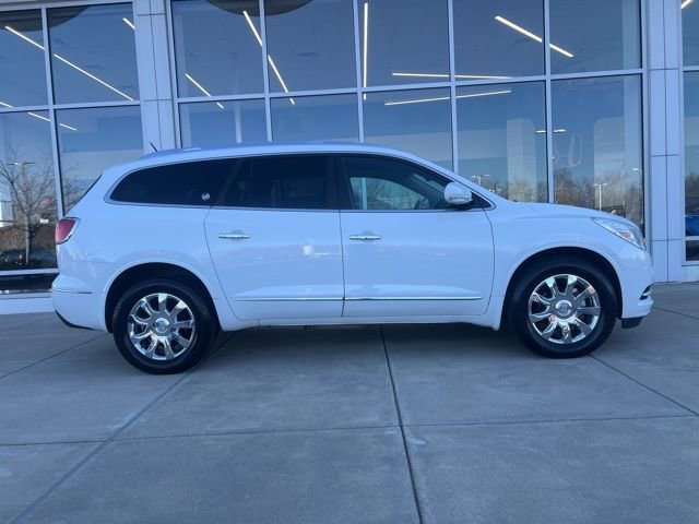 Used 2017 Buick Enclave Premium image 2
