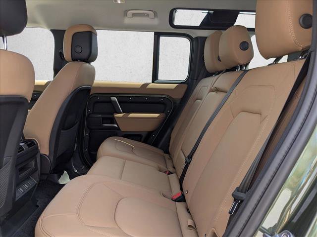 New 2026 Land Rover Defender 110 X-Dynamic SE image 16