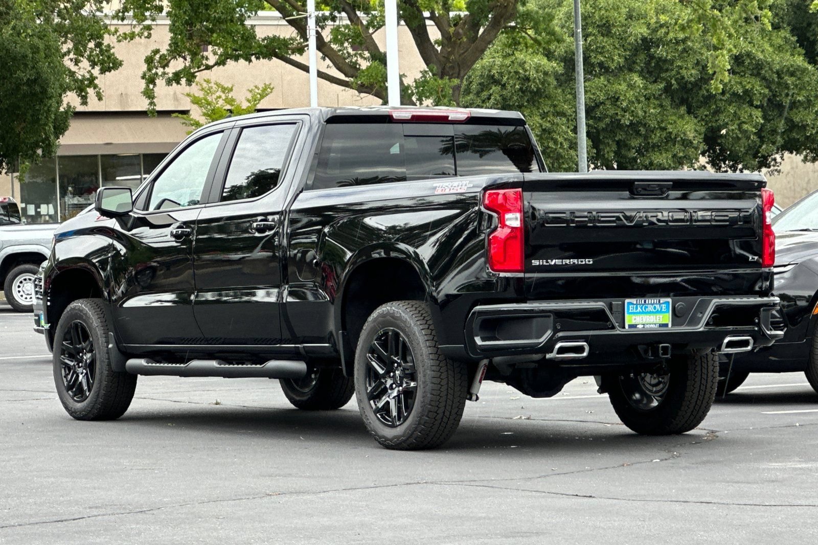 New 2026 Chevrolet Silverado 1500 LT Trail Boss w/ Safety Package AWD/4WD image 5