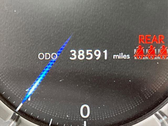 Certified 2022 Lexus ES 350 F Sport w/ Accessory Package image 28