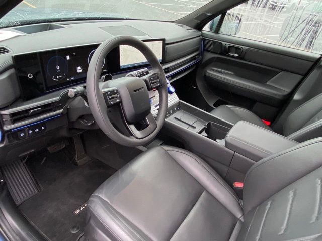 Used 2025 Hyundai Santa Fe Calligraphy image 12