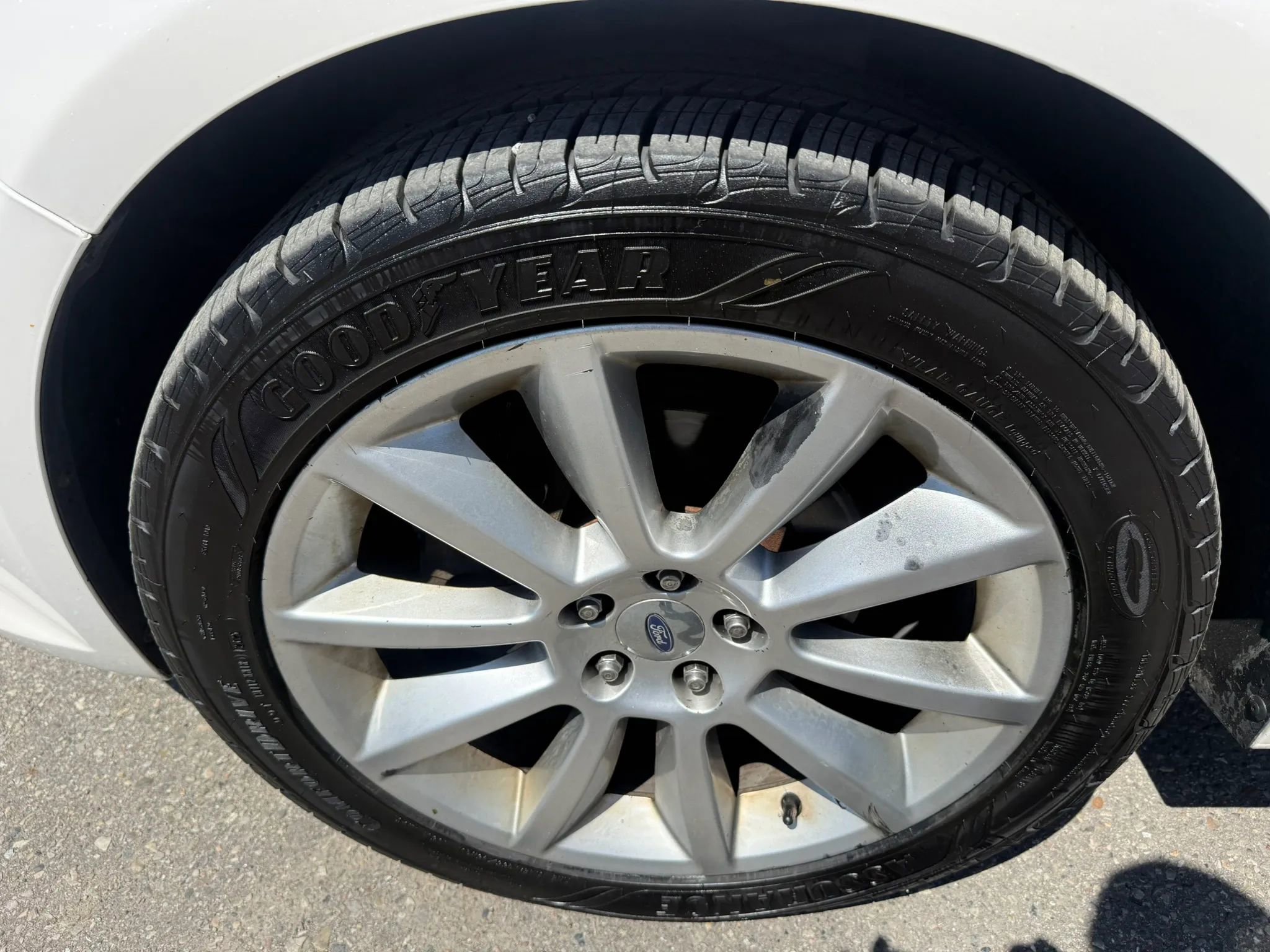 Used 2011 Ford Flex Limited w/ Rapid Spec Order Code AWD/4WD image 9