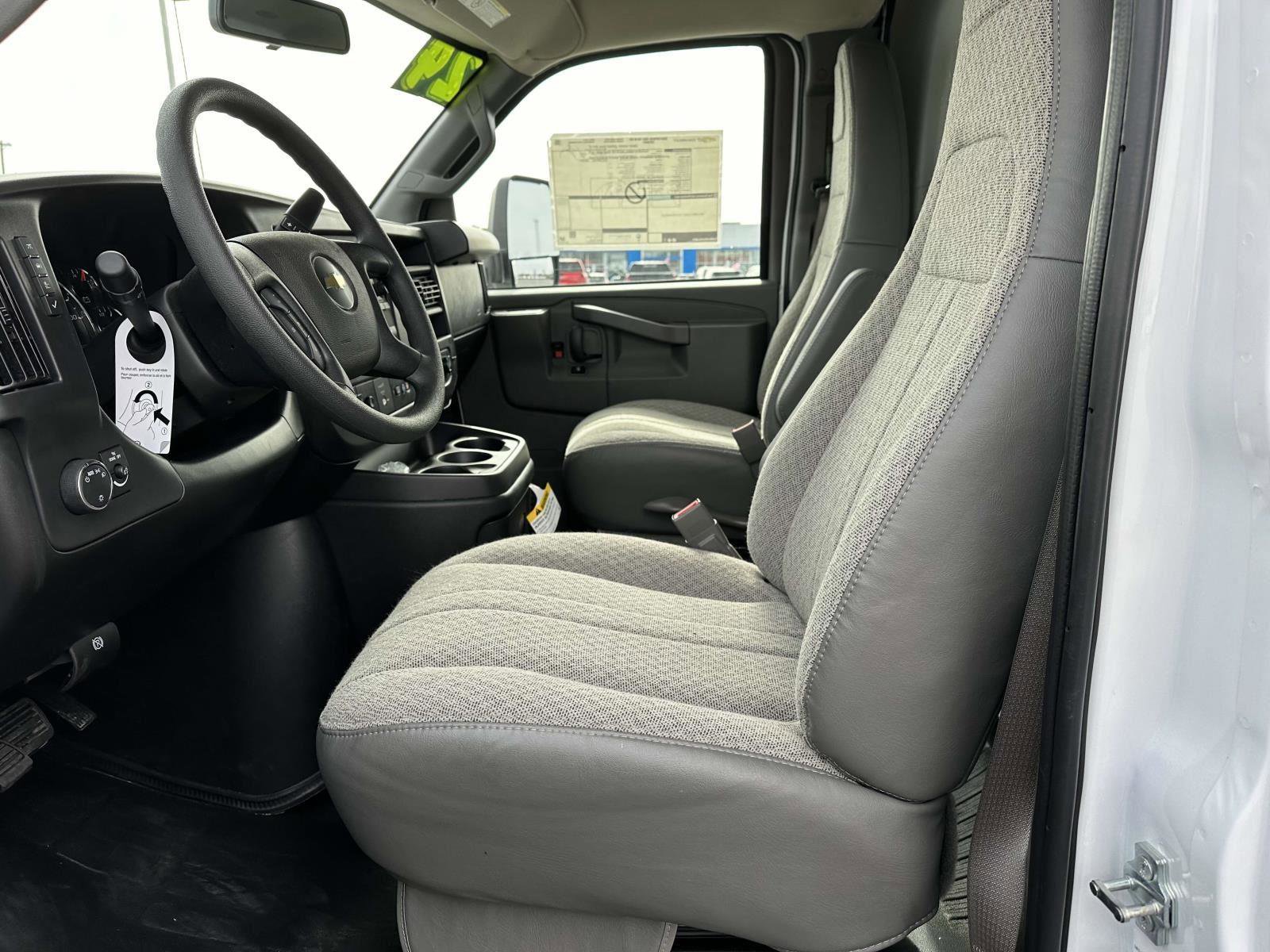 New 2024 Chevrolet Express 4500 w/ Power Convenience Package image 10