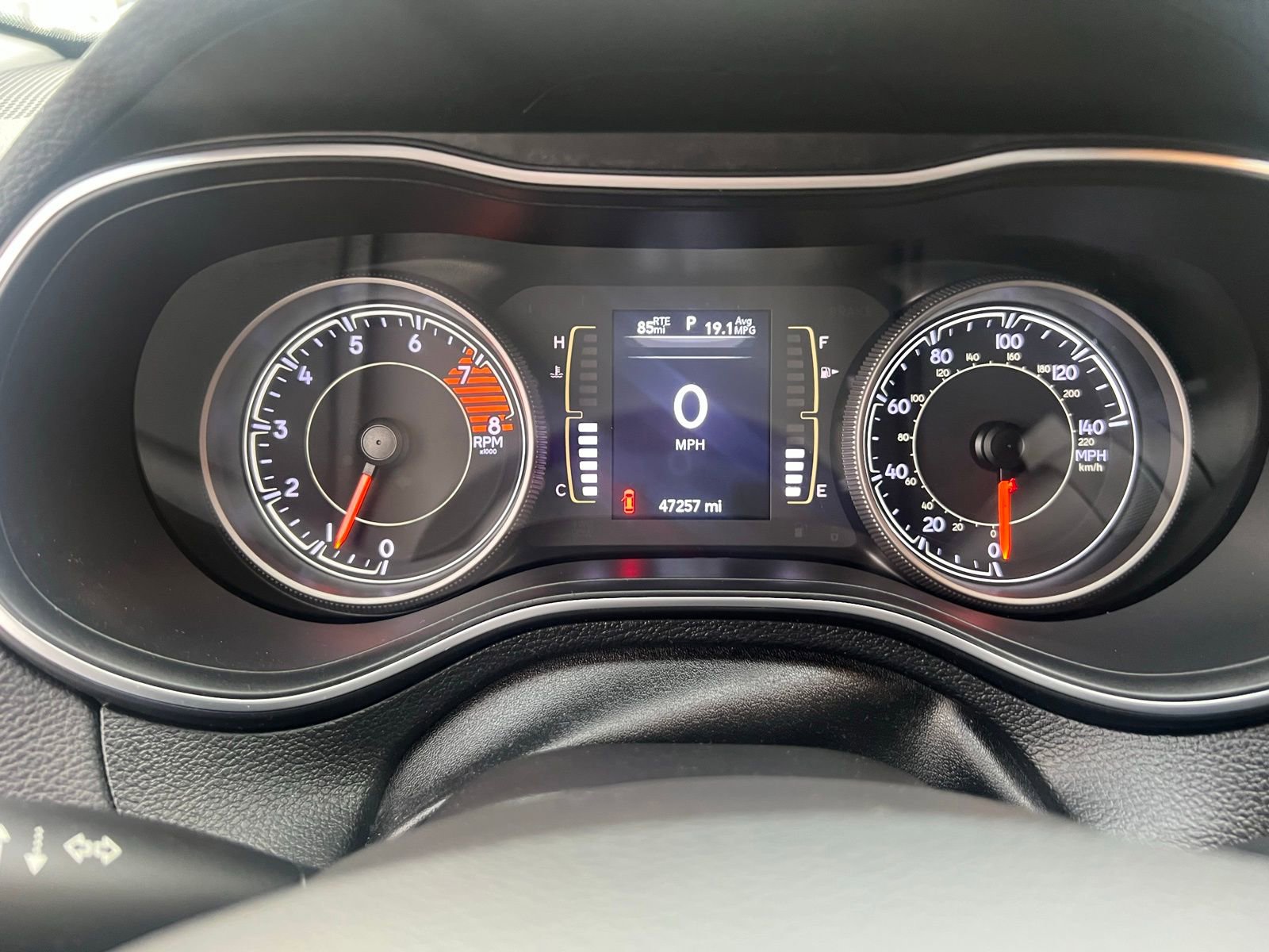 Used 2019 Jeep Cherokee Latitude Plus image 32