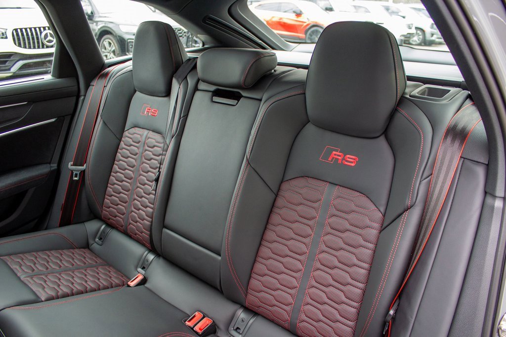 Used 2025 Audi RS 6 performance image 22
