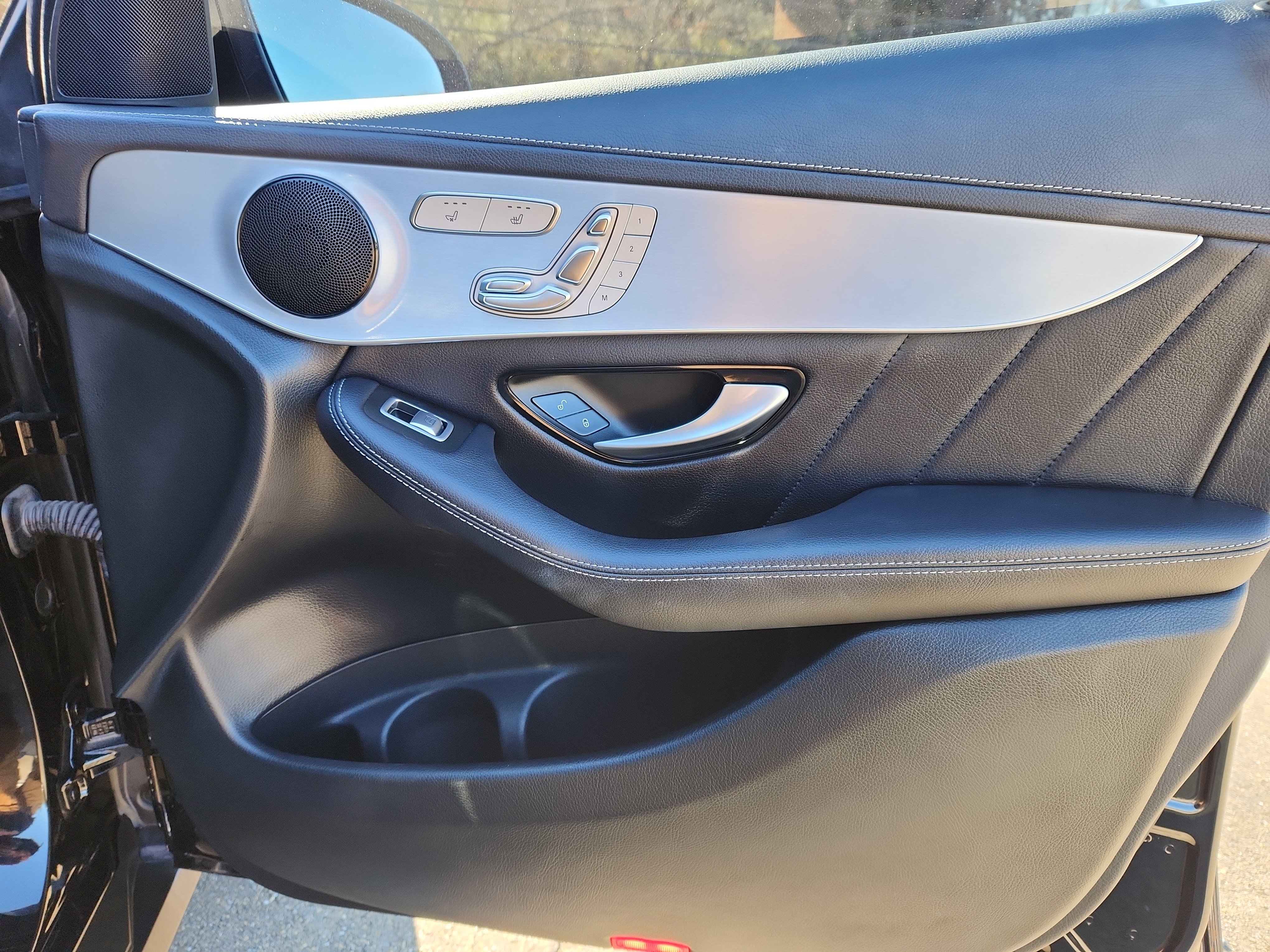 Used 2019 Mercedes-Benz GLC 300 image 50