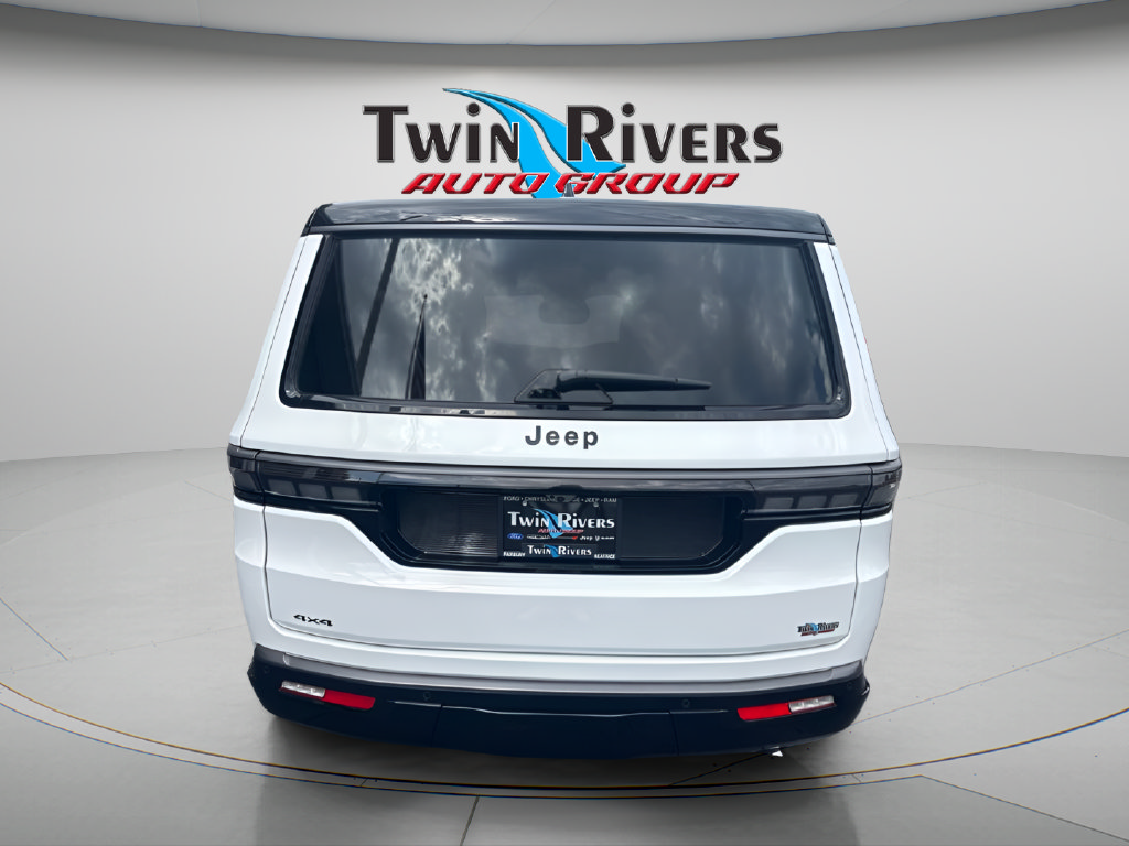 New 2026 Jeep Grand Wagoneer L Summit AWD/4WD image 3