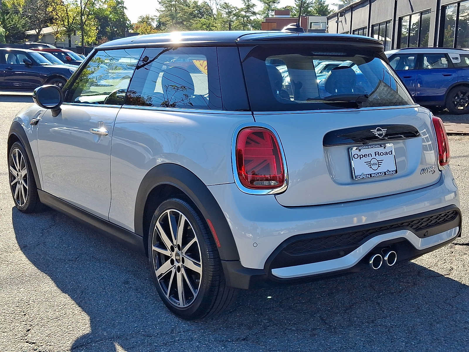 Used 2022 MINI Cooper S FWD image 4